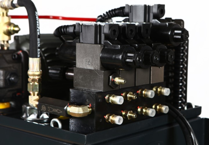 1629701238(1) 1629701238(1)